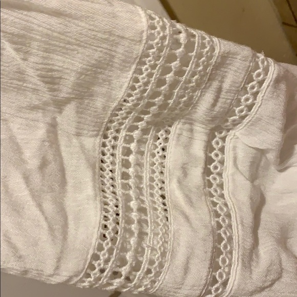 Off the shoulder white top - Picture 4 of 6